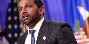 Patel je otpustio ključne članove špijunske skupine FBI-a koja prati prijetnje Iranu nekoliko dana prije nego što je Trump pokrenuo napade: izvješće