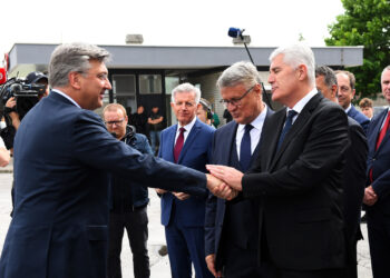 Plenković mostarskoj bolnici dao 10 milijuna €, pazite gdje šalje još 10