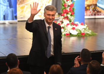 Plenković zagrmio u Parizu: ‘Mi to radimo, to je naš strateški izbor’