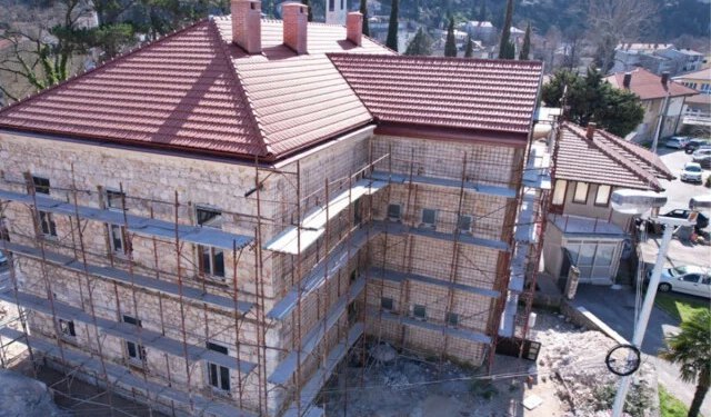 Počela obnova Gradske vijećnice u Stocu, projekt vrijedan više od 1,5 milijuna KM