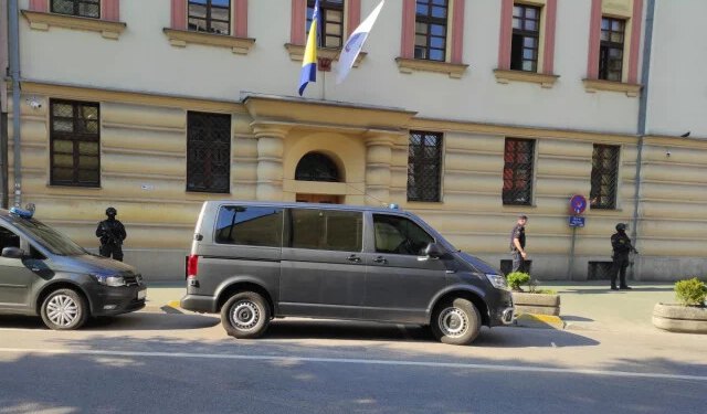 Podignuta optužnica protiv 14 osoba u aferi ‘Koverta’: Terete se za korupciju i zlouporabu položaja