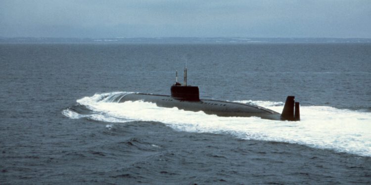 Podmornica potopila iranski ratni brod kod obale Šri Lanke