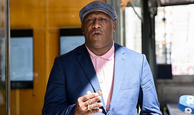 Pogledajte jezivu izjavu od šest riječi koju je legendarni Wendell Sailor upotrijebio prije nego što je bilo potrebno DEVET policajaca da ga uhite zbog sukoba u pubu – dok pokušava postići odbacivanje optužbi