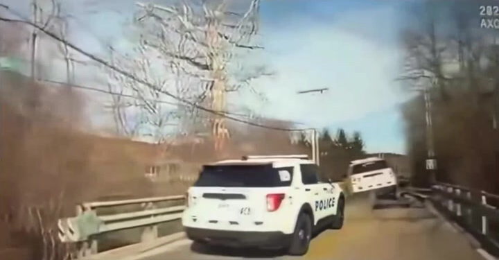 Policijski terenac završio je na stražnjoj strani prikolice koju je vukao osumnjičeni | Vijesti