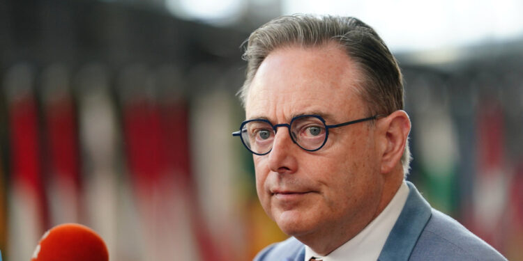 Postoji heretik u srcu EU i želi razgovarati s Putinom — RT World News