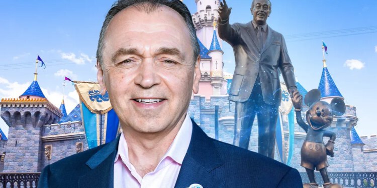 Predsjednik Disneylanda Thomas Mazloum zamijenit će novog izvršnog direktora Disneyja Josha D’Amara na mjestu predsjednika Disney Experiencesa