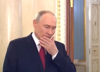 Putinu naglo pozlilo tijekom govora, snimka pokrenula nagađanja: Kremlj hitno reagirao