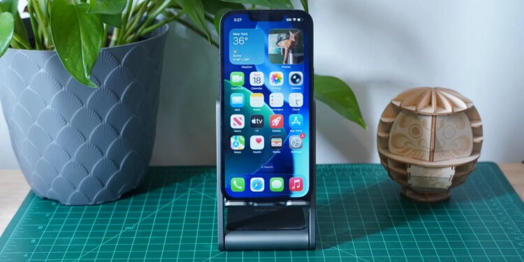 Recenzija Apple iPhone 17e