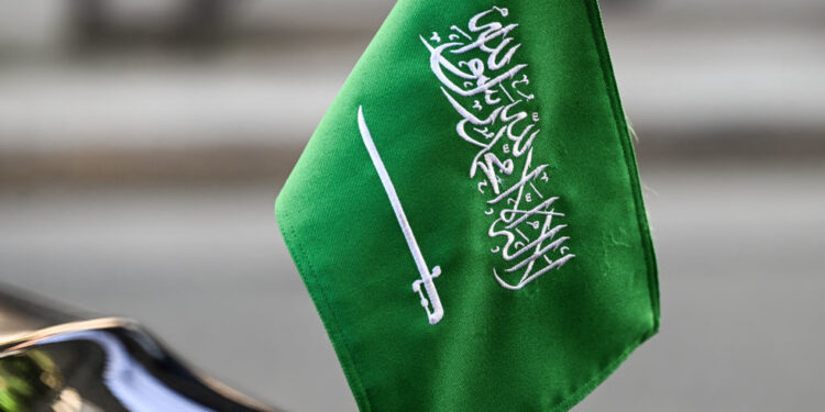 Saudijska Arabija protjeruje iranske diplomate — RT World News