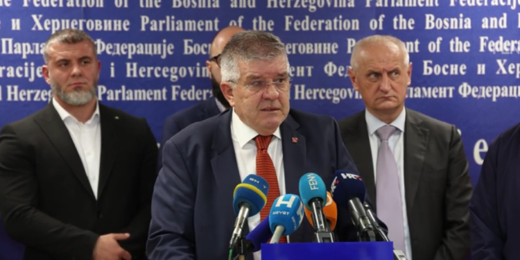 Šef BiH parlamenta zgrozio izjavom o Hrvatima: ‘Malo su ih pobili’