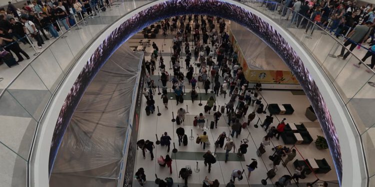 Senat odobrava financiranje TSA-a i većine domovinske sigurnosti, ali ne i imigracijske provedbe