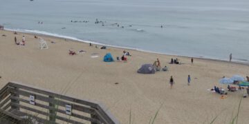 Službenici Cape Coda potrošili su milijun dolara na obnovu malog stubišta do plaže