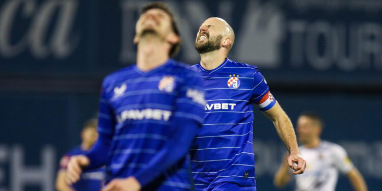 Sportske novosti – Dinamov dirigent skuplja minute i ruši apsolutne rekorde, ali još uvijek čeka ručak od trenera