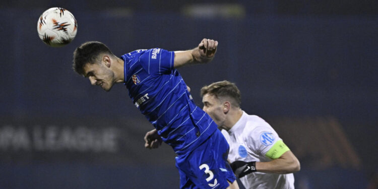 Sportske novosti – FOTO: Dinamovac porukom dirnuo navijače, nosi je godinama, a iza svega se krije tragična priča