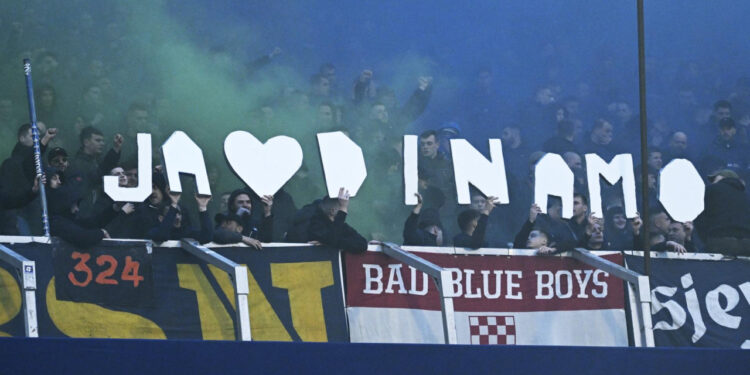 Sportske novosti – FOTO: Povratak u povijest! Boysi pokrenuli spektakularno slavlje i poklonili se legendi osamdesetih