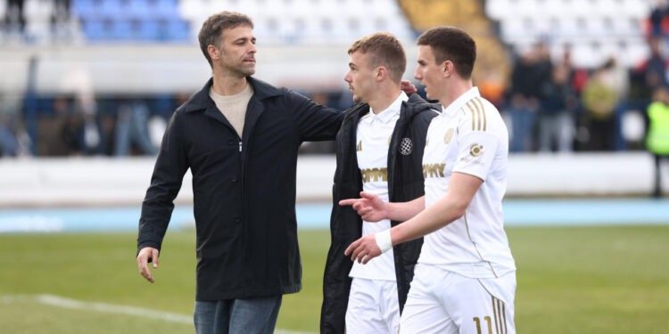 Sportske novosti – Hajduk ne može ni naprijed ni nazad, već se mogu pripremati na život bez sjajnog dvojca?