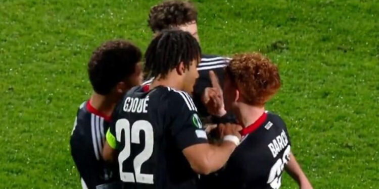 Sportske novosti – Igrači Strasbourga sukobili se na Rujevici nakon utakmice, suigrači spriječili eskalaciju