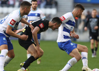 Sportske novosti – Lončarević o rastu Osijeka: ‘Čovjek se probudio i predriblao cijelu obranu, mogao je i golmana’