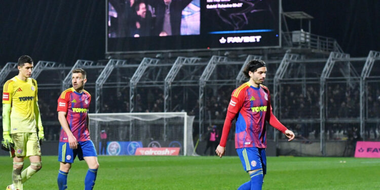 Sportske novosti – Molili ga da dođe na Poljud, a od tada je ‘dežurni Pedro’! Pitanje je hoće li uopće zaigrati protiv Dinama