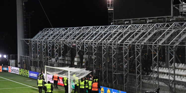 Sportske novosti – Navijači Strasbourga u kavezu na Rujevici