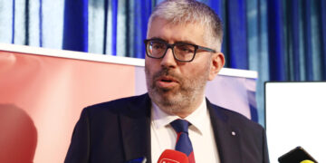 Sportske novosti – Predsjednik Hajduka otkrio trenera za sljedeću sezonu i poručio: ‘Ovo je bitnije od stadiona’