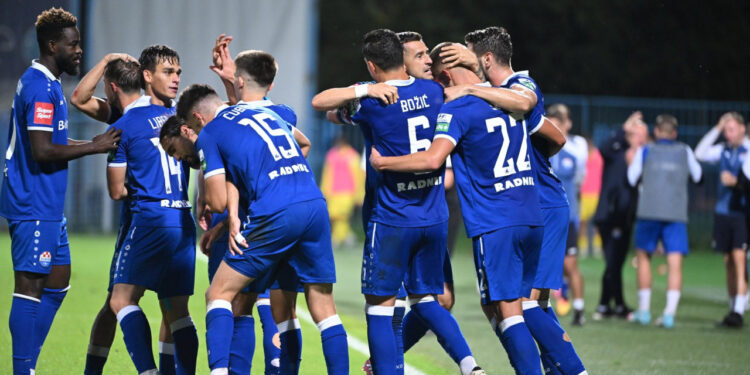 Sportske novosti – Slaven zadržao osovinu momčadi, potpisani ugovori s igračima koji su odigrali 581 utakmicu za klub