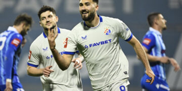 Sportske novosti – VIDEO: Dinamo odgovorio na golijadu Hajduka! Beljo zabio povijesni hat-trick, Stojković dotukao Lokose