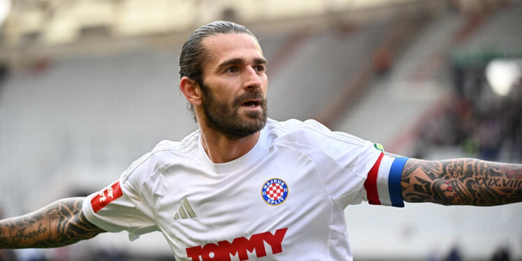 Sportske novosti – VIDEO Ovako je Livaja zaokružio epsku filmsku priču! Evo i koliko je za Hajduk zabio iz penala