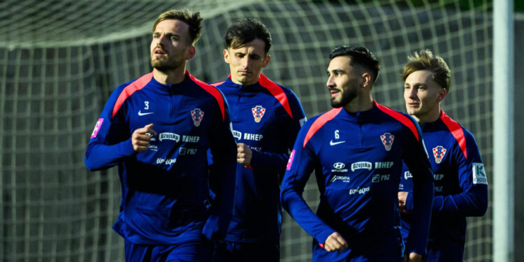 Sportske novosti – VIDEO: Vatreni zabio gol s vlastite polovice! Pogledajte spektakularan potez u zadnjim sekundama