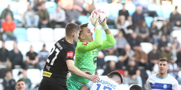 Sportske novosti – Veliki povratnik odmah se pretvorio u junaka: ‘Znao sam da će doći šansa. Sopić? Ne bih o tome’