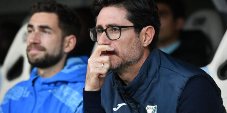 Sportske novosti – Zašto Rijeka blista u Europi, a posrće u HNL-u: U posljednjoj utakmici je promijenio čak osam igrača!