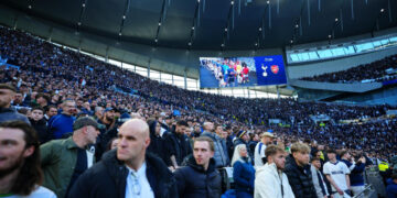 Sportske novosti – Zbog nacističkog pozdrava dobili kaznu od 30 tisuća eura. Stigle i doživotne zabrane