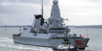 Starmer šalje HMS Dragon na Cipar dok Trump upozorava Iran da je ‘prekasno’ za razgovore