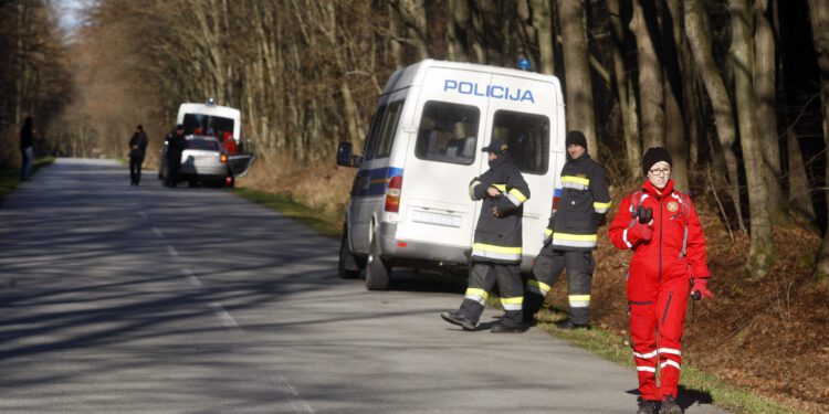 Strava na istoku Hrvatske: U šumi pronađena dva mrtva muškarca