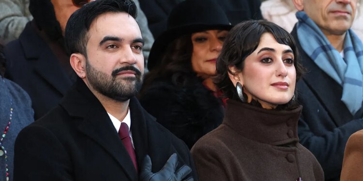 Supruga gradonačelnika Mamdanija navodno je lajkala objavu u kojoj se istraga od 7. listopada naziva ‘prevarom’: izvješće