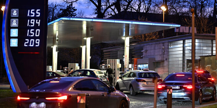 Susjed Irana gura Ameriku u nastavak rata, INA otkrila koliko goriva imamo