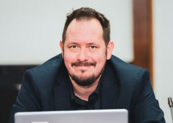 Šuta potpisuje ugovore za projekte pripremljene u prošlom mandatu, tvrdi Lolić (Centar): “Sve ga je dočekalo spremno za realizaciju”