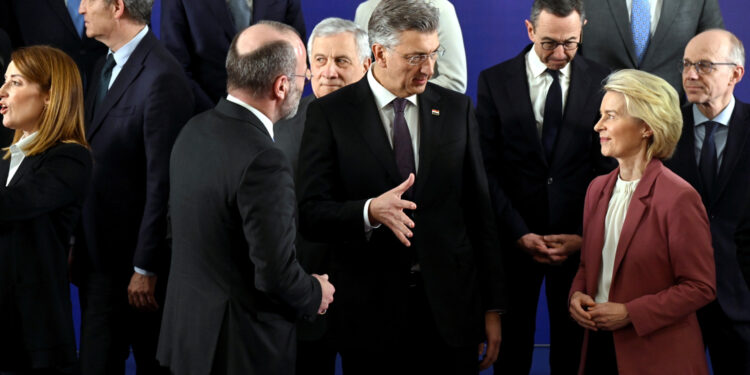 Tajanstvena poruka s vrha: ‘Stari svjetski poredak nestaje, krećemo drugim putem’