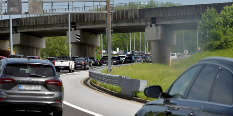 Teška nesreća na A1: Više ozlijeđenih, nastale velike gužve