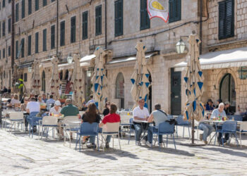 The Guardian piše kako će zbog krize na Bliskom istoku profitirati hrvatski turizam