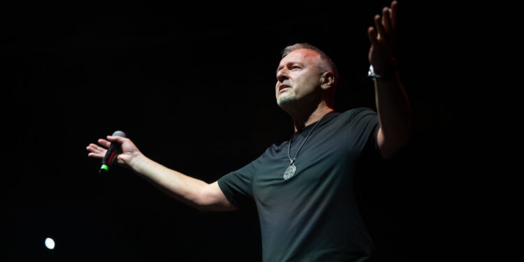Tko je političarka iz Banje Luke koja je brutalno izvrijeđala Thompsona? Šuti o četnicima i negiranju genocida