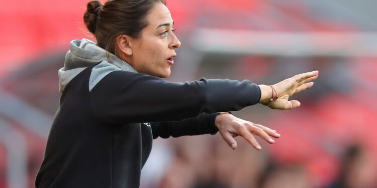 Trenerica Sabrina Wittmann krči usamljeni put u muškom nogometu u Njemačkoj