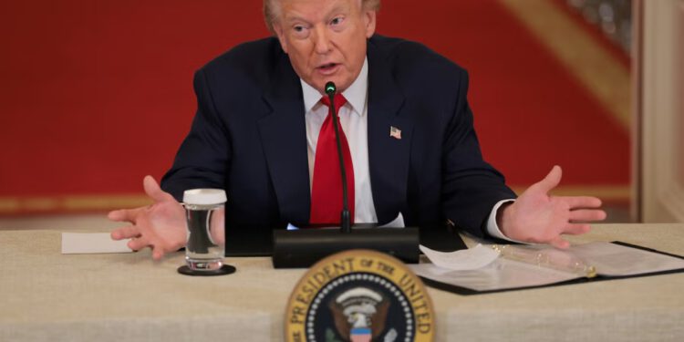 Trump kaže da je skok nafte mala cijena za ‘sigurnost i mir’ dok šef energetike uvjerava Amerikance da će bol na benzinskoj pumpi trajati ‘tjednima… ne mjesecima’