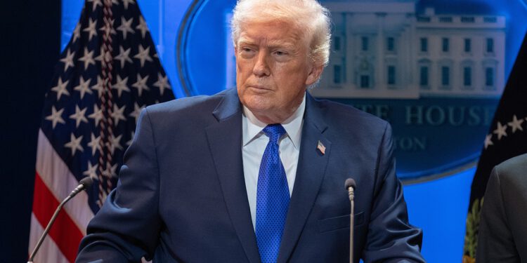 Trump kaže da novi iranski čelnik neće ‘izdržati dugo’ bez odobrenja SAD-a