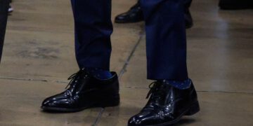 Trumpove voljene – a ponekad i predimenzionirane – cipele koje poklanja svojim MAGA prijateljima niti se ne proizvode u Americi