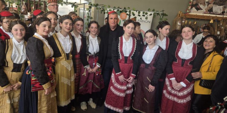 U Sinju otvoren Nacionalni sajam pršuta: Okupljeni proizvođači iz Hrvatske i inozemstva