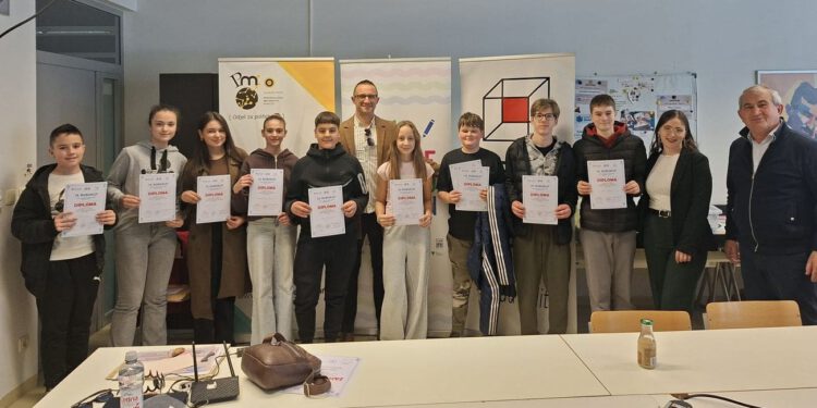 U Splitu održana županijska razina natjecanja Robokup 2026.