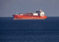 U Sredozemnom moru gori sankcionirani ruski LNG tanker: moguć napad dronom