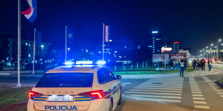 U Zagrebu dolijao dvojac koji je uporno krao iz jednog dućana, pazite kako su ih ulovili