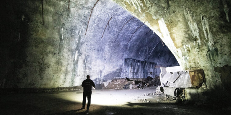 U kompleksu ‘Klek 505’ kod Plitvica niknut će centar za ilegalne migrante: ‘Uništit će nam sve’